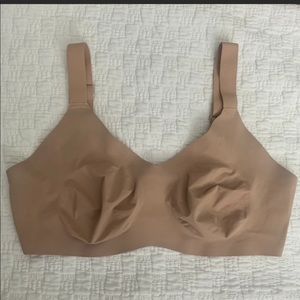Knix beige Evolution convertible wire-free bra